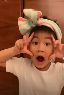  还在说小鱼儿颜值低眉眼长开的他,颜值不输哥哥东北宋仲基