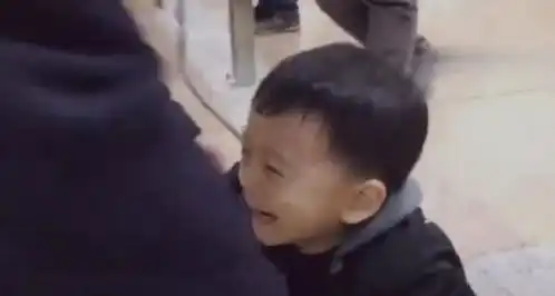 父亲的身影表情包宝宝
