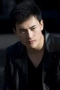  曝赫子铭曾去精神病院朋友称他醉后想轻生