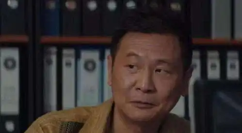  赵高张世饰演反派角色过于逼真,被写入北电教材,后回家种地