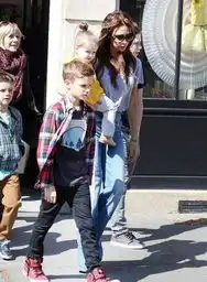  张柏芝蔡少芬马伊琍盘点越生越红的明星辣妈