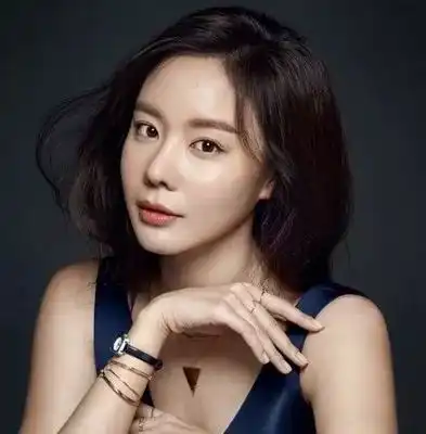  知名女演员被传家中去世经纪公司紧急回应...