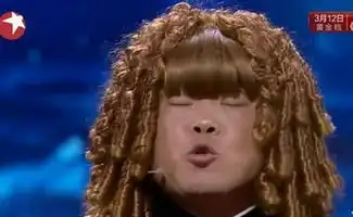 岳云鹏变淑女表情端庄诱人骚气十足让网友捧腹 岳云鹏变淑女表情端庄诱人骚气十足让网友捧腹