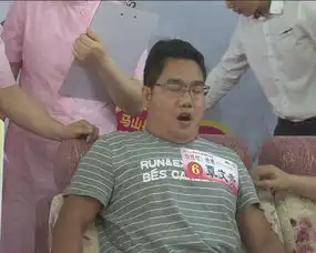 分娩吧爸爸活动让男士们痛成表情包 分娩吧爸爸活动让男士们痛成表情包