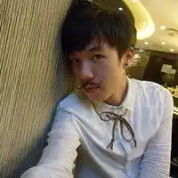  我们彼此曾经真诚过男生头像