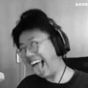 古怪头像表情包张鹏