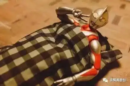  表情包我奥特曼都看不下去了