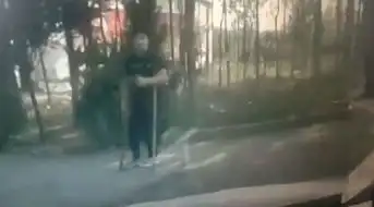 迷之微笑表情包动态张鹏