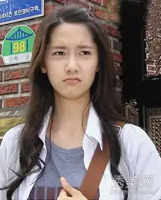 迷之微笑表情包动态眼轮