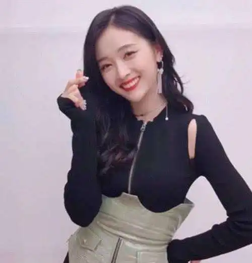  混得不好就回家继承家产的女星,第四位已经回家,乔欣在硬撑,而她还在努力
