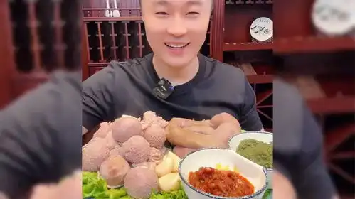  肚包肉加肠包肉,小伙大口吃真香,真是馋坏我啦