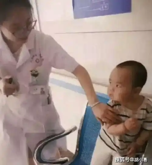  哪些工作看起来逼格很高,实际上工资却少得可怜哈哈哈评论区沸腾了