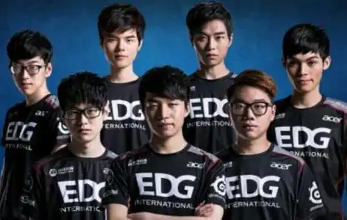  ig夺冠后,g2和fnc开始互怼,网友都是30瞧不起谁呢