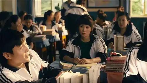  群演身份瞒不住了竟跟国家扯上关系,他一句话沈腾多赚两个亿