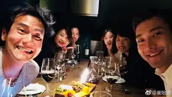  彭于晏又多1岁了男神跨海po噘嘴表情包献祝福网暴动可以好好用脸吗