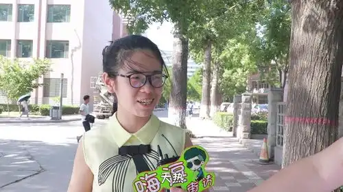  女生夏天最烦恼什么美女的回答比男生都彪悍
