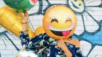  天天都在用的emoji表情包,居然还有这些实用功能
