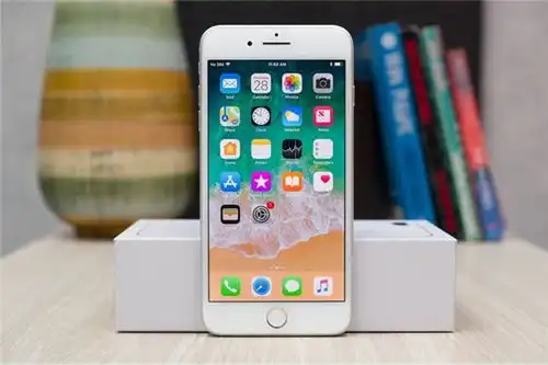  iphone8plus价格已跌至白菜价,比iphone7plus