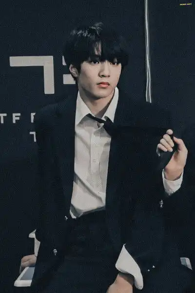  tnt全员沙雕表情包合集