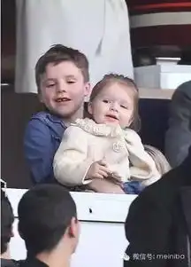 小七随便出个门,就能萌杀全世界啊 小七随便出个门,就能萌杀全世界啊