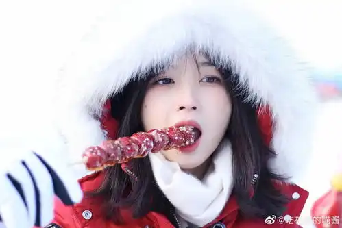  美女记者王冰冰抗住了央视镜头,却败给了古装造型,被评价像男扮女装